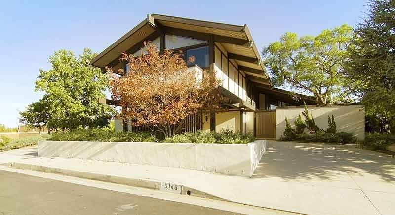 Aziz Ansari's house