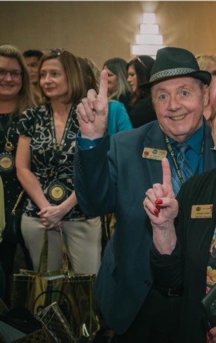 Image of Realty ONE Group professionals at ONE of our events! 